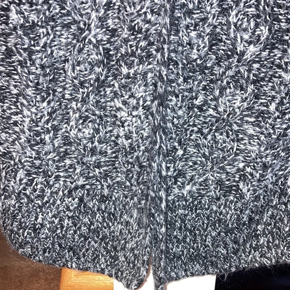 Gap Kids black and white knit cardigan sweater size large - Picture 8 of 16